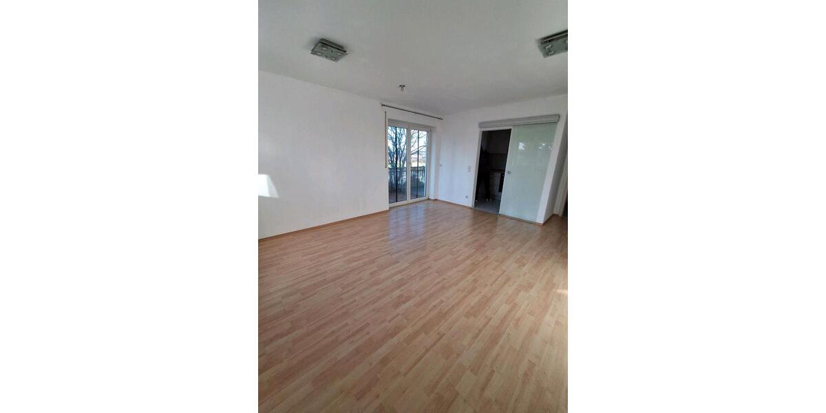 Etagenwohnung Schrobenhausen - 3 Zimmer, 74 m&sup2;, 290.000&euro; | Angebot:26120572