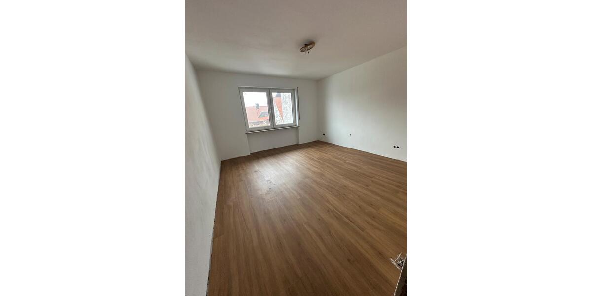 Etagenwohnung Ingolstadt Friedrichshofen-Hollerstauden - 3 Zimmer, 84 m&sup2;, 1.500&euro; | Angebot:25171609