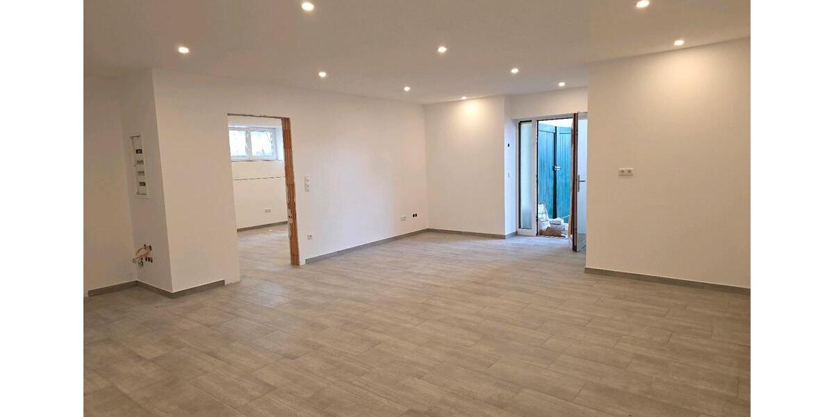 Erdgeschoßwohnung Mainburg - 1 Zimmer, 75 m&sup2;, 900&euro; | Angebot:25893535