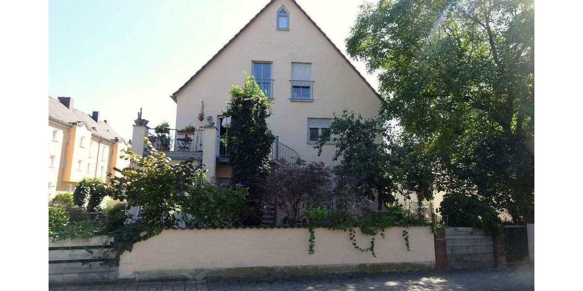 Doppelhaushälfte Ingolstadt Südost - 8 Zimmer, 168 m&sup2;, 549.000&euro; | Angebot:25712008