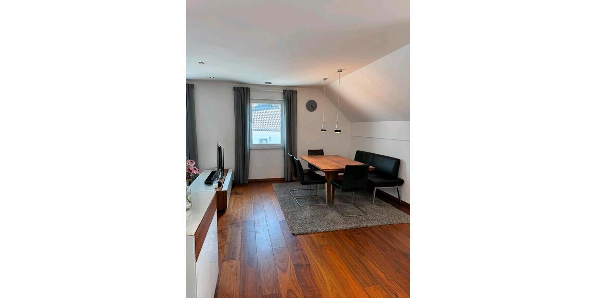 Dachgeschoßwohnung Geisenfeld - 3 Zimmer, 78 m&sup2;, 385.000&euro; | Angebot:27158314