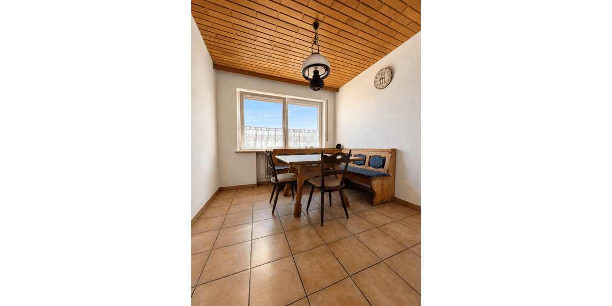 Mehrfamilienhaus, Wohnhaus Reichertshofen - 8 Zimmer, 218 m&sup2;, 689.999&euro; | Angebot:26817450