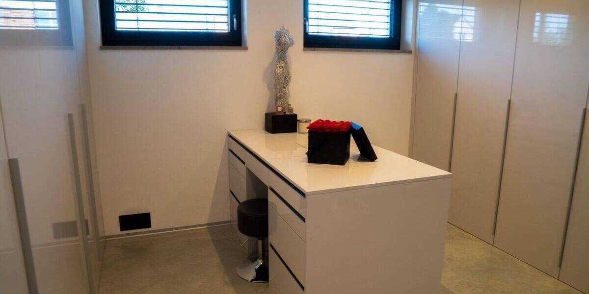 Mehrfamilienhaus, Wohnhaus Münchsmünster Oberwöhr - 6 Zimmer, 272 m&sup2;, 1.249.000&euro; | Angebot:25746634