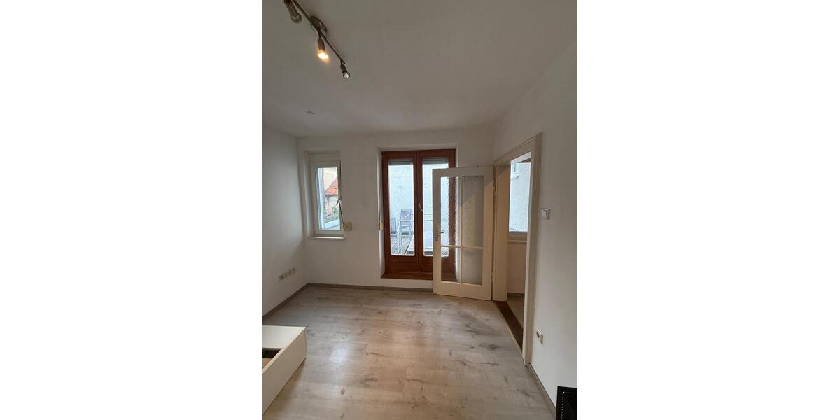 Etagenwohnung Ingolstadt - 1 Zimmer, 35 m&sup2;, 600&euro; | Angebot:27596867