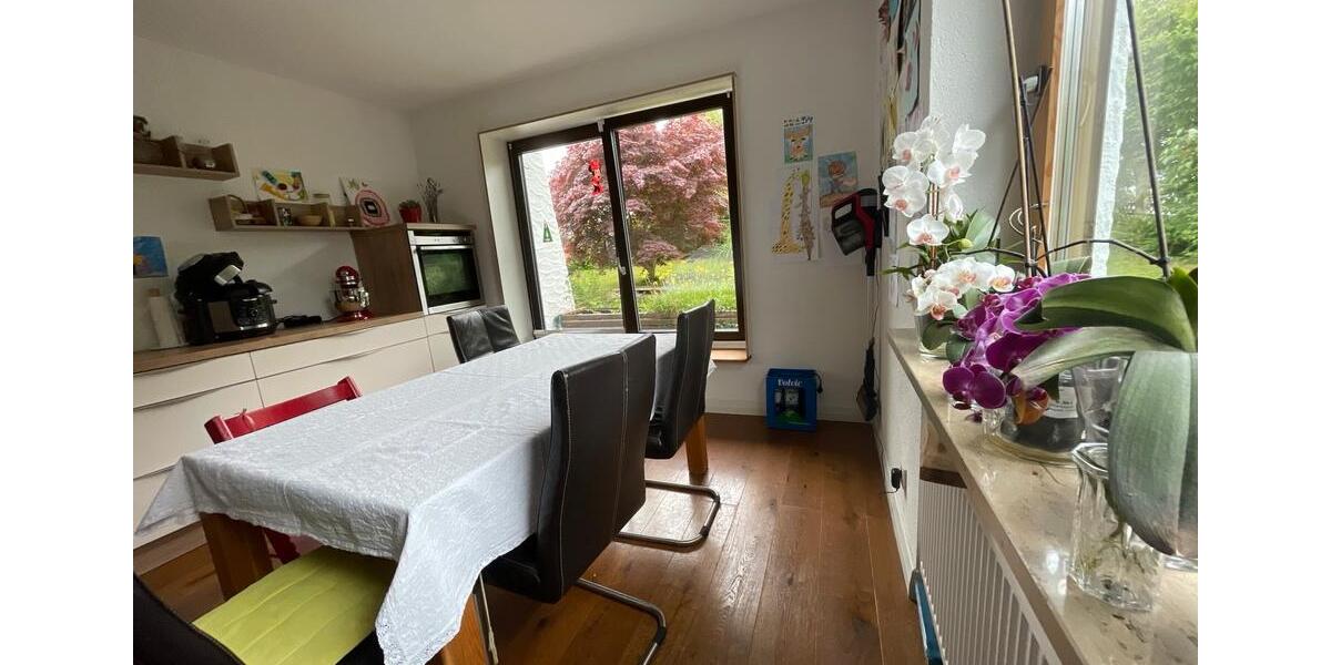 Mehrfamilienhaus, Wohnhaus Wettstetten - 10 Zimmer, 245 m&sup2;, 950.000&euro; | Angebot:24640296