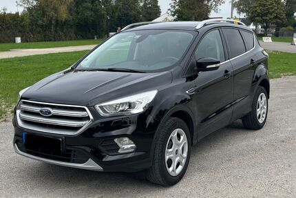 Ford Kuga 92.000 km 15.700 &euro; Geisenfeld 85290