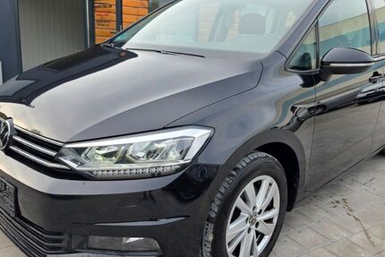 VW Touran 234.000 km 11.990 &euro; Ingolstadt 85055