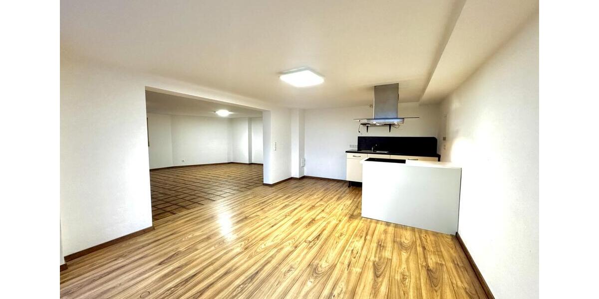 Erdgeschoßwohnung Neuburg an der Donau - 1 Zimmer, 64 m&sup2;, 590&euro; | Angebot:25881256