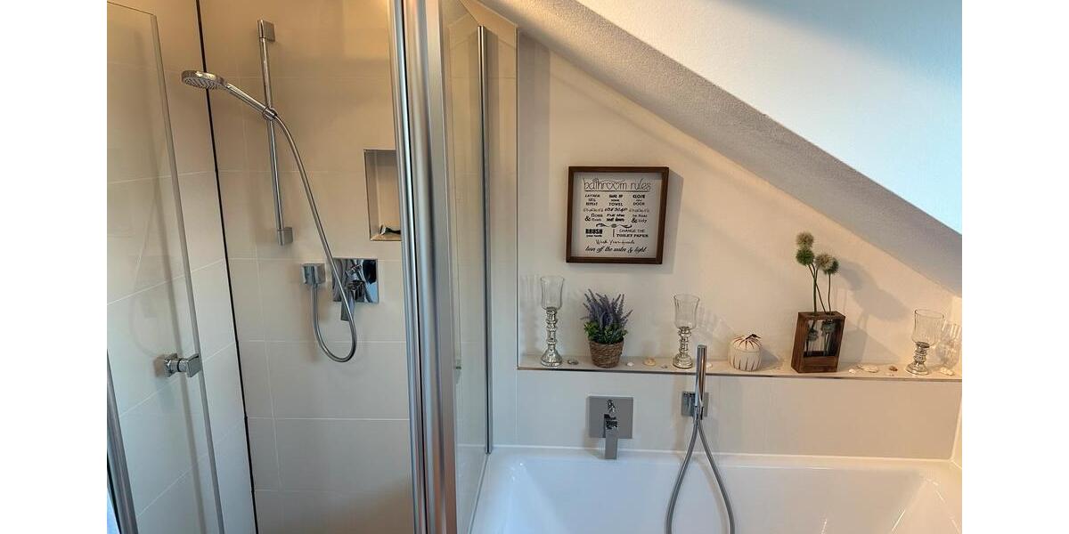 Dachgeschoßwohnung Ingolstadt - 3.5 Zimmer, 92 m&sup2;, 425.000&euro; | Angebot:25058171