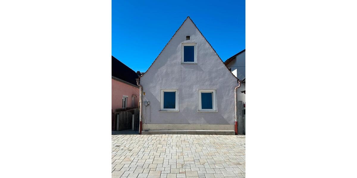 Einfamilienhaus Neustadt an der Donau - 4.5 Zimmer, 100 m&sup2;, 230.000&euro; | Angebot:26061865