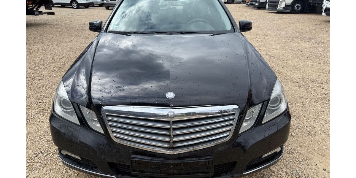 Mercedes-Benz E 350 297.000 km 5.999 &euro; Pfaffenhofen an der Ilm (Gewerbegebiet Kuglhof) 85276