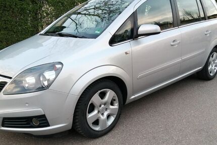 Opel Zafira 103.000 km 6.999 &euro; Pfaffenhofen a.d.Ilm 85276