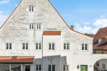 Haus Rennertshofen - 12 Zimmer, 445 m&sup2;, 550.000&euro; | Angebot:23528672