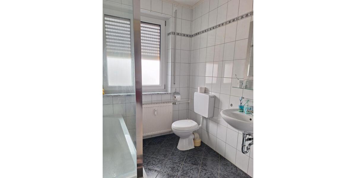 Etagenwohnung Vohburg an der Donau - 3.5 Zimmer, 85 m&sup2;, 925&euro; | Angebot:25764455