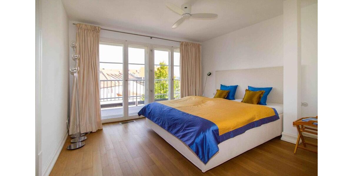 Villa Geisenfeld - 5 Zimmer, 372 m&sup2;, 1.280.000&euro; | Angebot:23391094