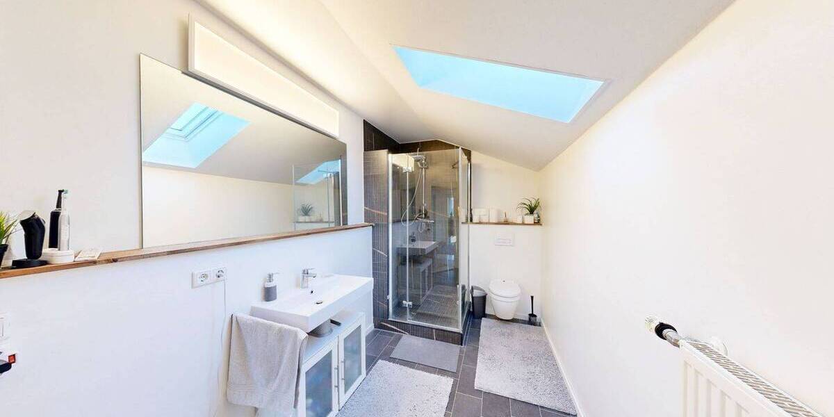 Einfamilienhaus Ingolstadt Ringsee - 8 Zimmer, 318 m&sup2;, 1.190.000&euro; | Angebot:26092993