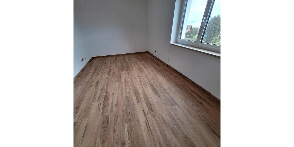 Erdgeschoßwohnung Großmehring - 4 Zimmer, 115 m&sup2;, 1.570&euro; | Angebot:27609518