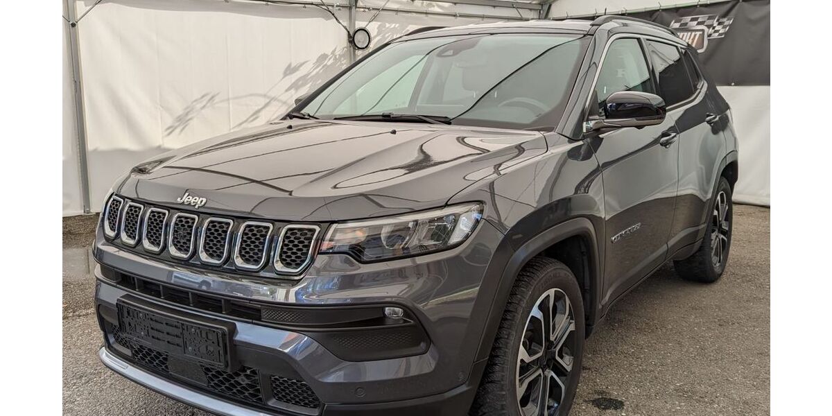 Jeep Compass 64.600 km 20.900 &euro; Langenmosen 86571