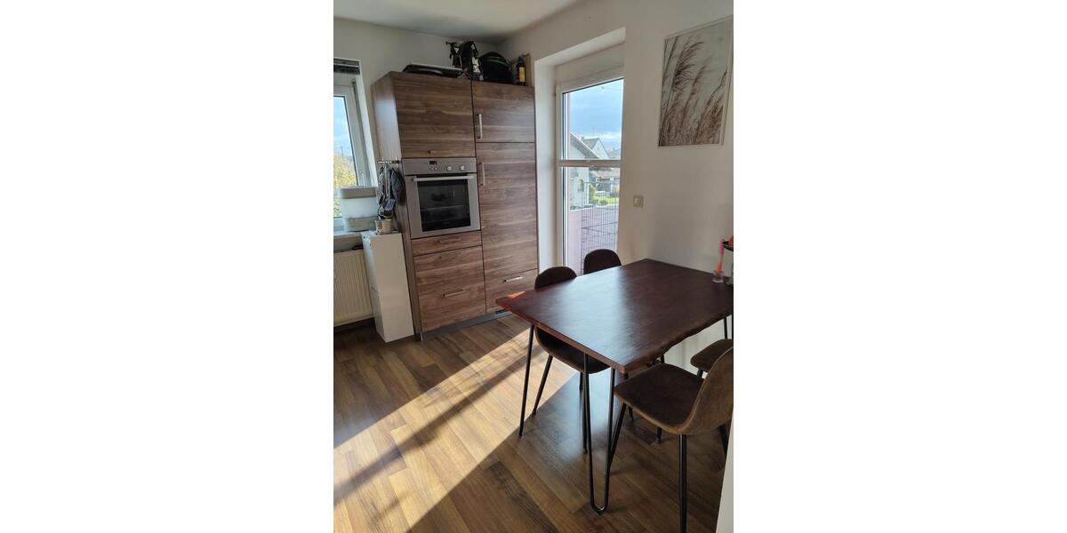 Etagenwohnung Schrobenhausen - 3 Zimmer, 80 m&sup2;, 930&euro; | Angebot:26534500