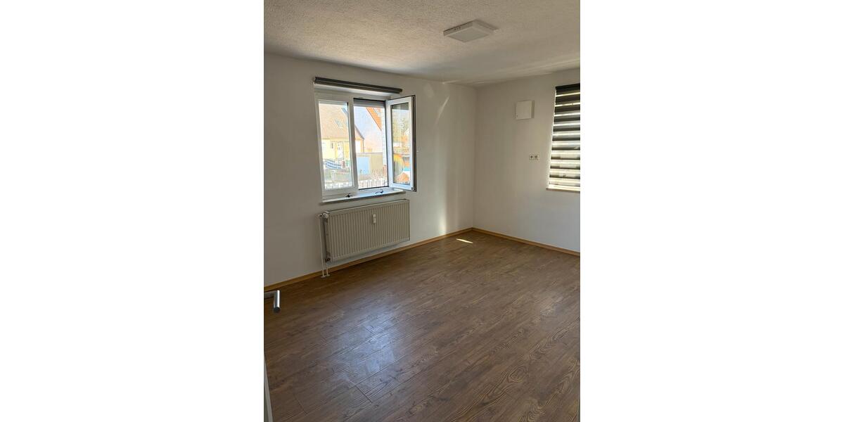 Erdgeschoßwohnung Schrobenhausen - 2 Zimmer, 50 m&sup2;, 450&euro; | Angebot:25943051