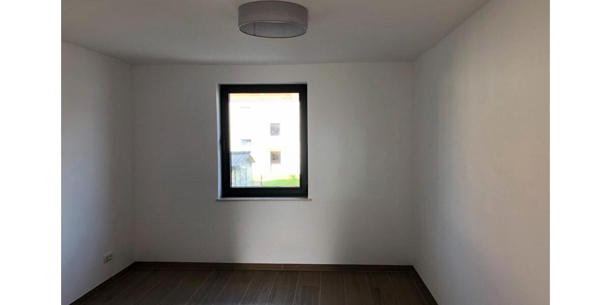 Erdgeschoßwohnung Mainburg - 2 Zimmer, 65 m&sup2;, 880&euro; | Angebot:26444219