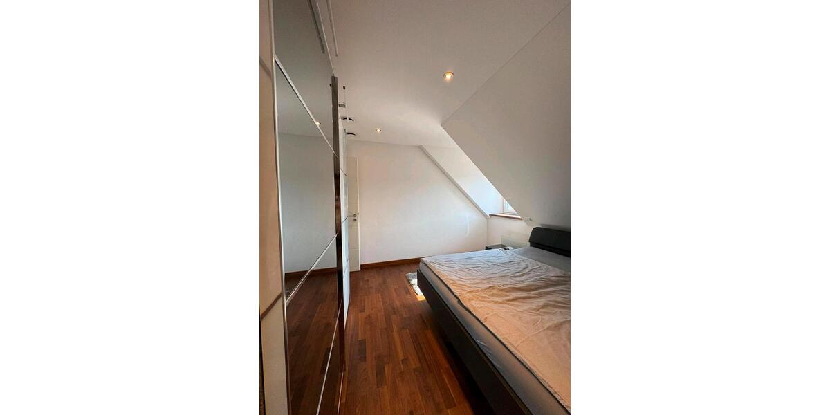 Dachgeschoßwohnung Geisenfeld - 3 Zimmer, 78 m&sup2;, 385.000&euro; | Angebot:27158314