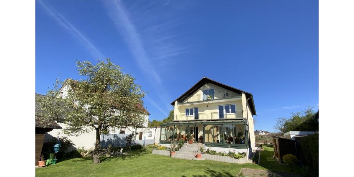 Etagenwohnung Schrobenhausen - 3 Zimmer, 108 m&sup2;, 890&euro; | Angebot:26335075