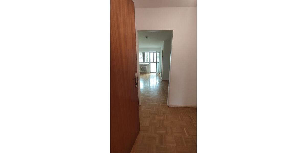 Etagenwohnung Ingolstadt Nordost - 1 Zimmer, 36 m&sup2;, 555&euro; | Angebot:25931420