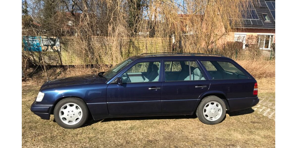 Mercedes-Benz 280 228.000 km 14.999 &euro; Ehekirchen - Hollenbach 86676