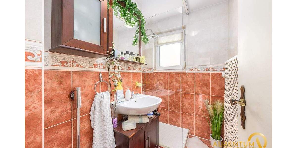 Etagenwohnung Ingolstadt Südost - 3 Zimmer, 72 m&sup2;, 269.000&euro; | Angebot:25737570