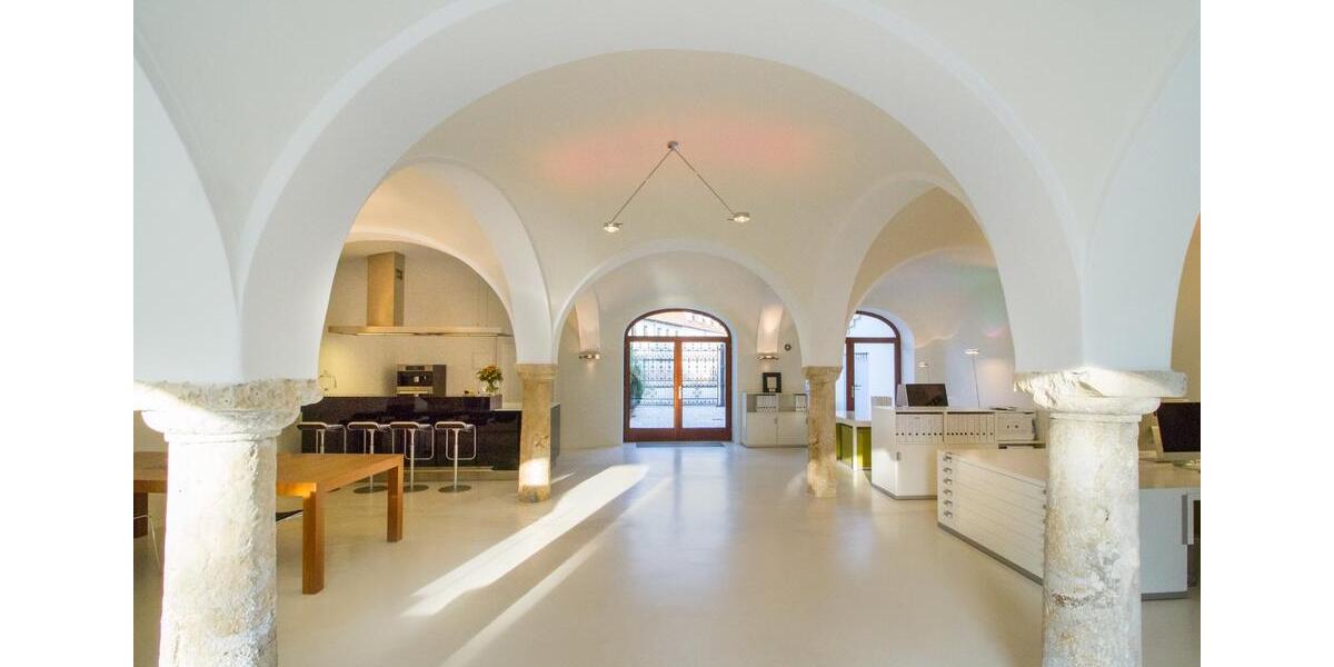 Villa Geisenfeld - 5 Zimmer, 372 m&sup2;, 1.280.000&euro; | Angebot:23391094