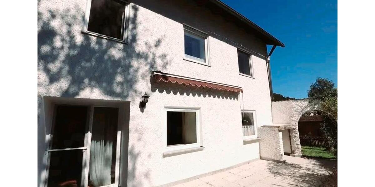 Mehrfamilienhaus, Wohnhaus Kinding - 15 Zimmer, 550 m&sup2;, 670.000&euro; | Angebot:26890326