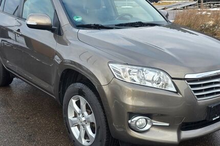 Toyota RAV 4 218.000 km 6.990 &euro; Reichertshofen 85084