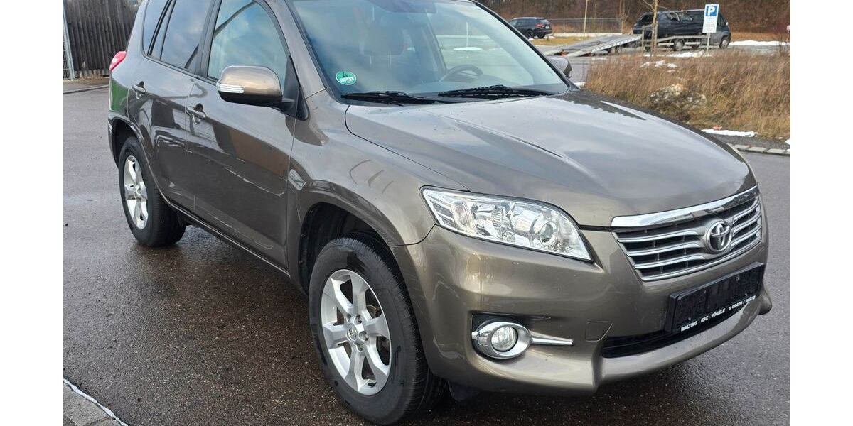 Toyota RAV 4 218.000 km 6.990 &euro; Reichertshofen 85084
