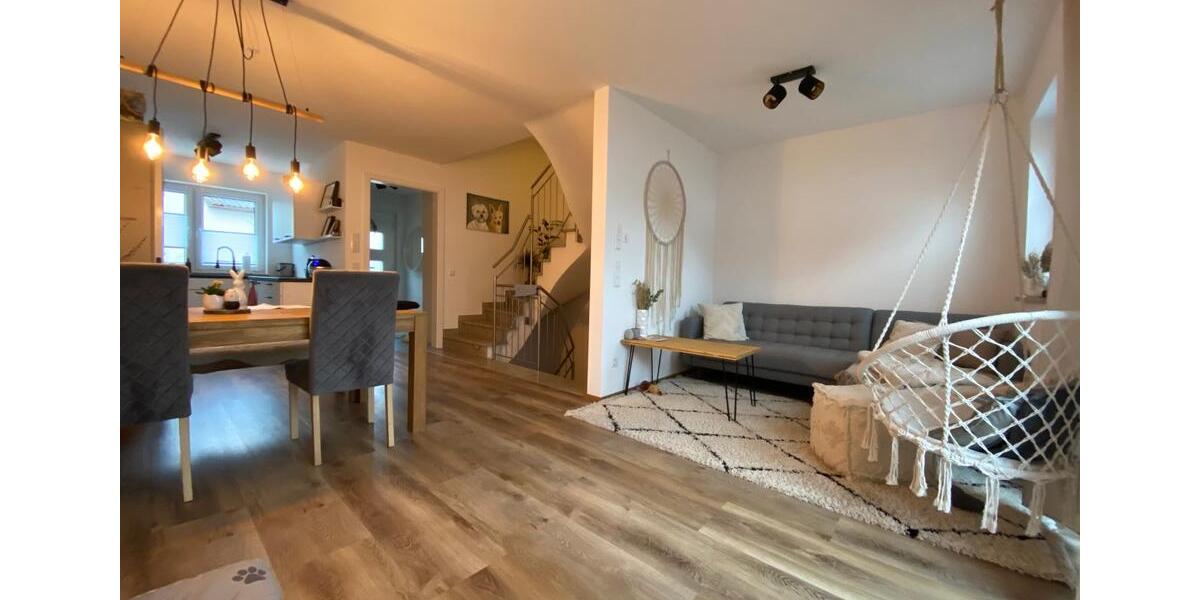 Reihenhaus Langenmosen - 4 Zimmer, 100 m&sup2;, 1.400&euro; | Angebot:25841118