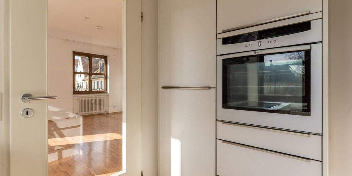 Etagenwohnung Neuburg an der Donau Neuburg - 3 Zimmer, 89 m&sup2;, 260.000&euro; | Angebot:25798765
