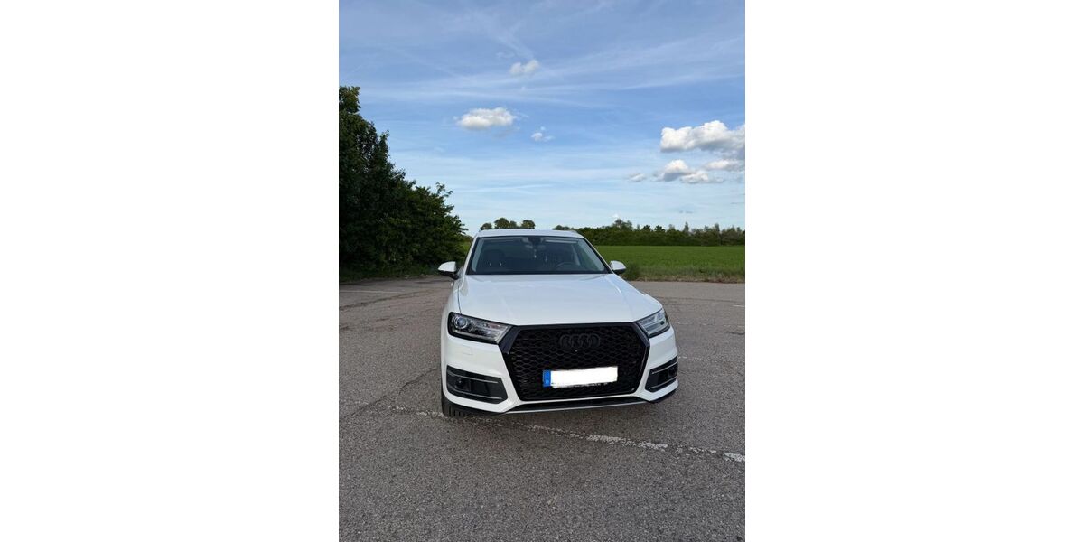 Audi Q7 82.000 km 32.900 &euro; Ingolstadt 85057