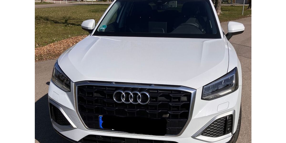 Audi Q2 12.000 km 23.499 &euro; Oberstimm 85077