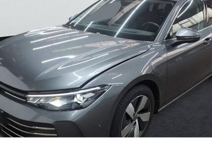 VW Passat Variant 14.682 km 36.590 &euro; Pfaffenhofen/Ilm 85276