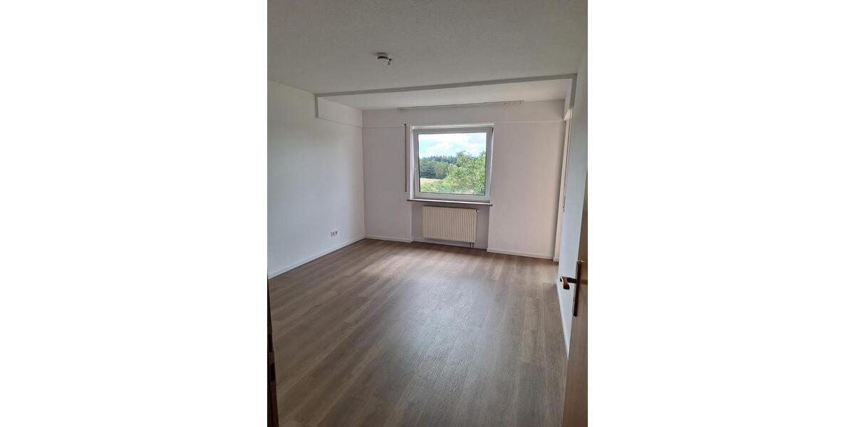 Etagenwohnung Denkendorf - 4 Zimmer, 88 m&sup2;, 850&euro; | Angebot:25951807
