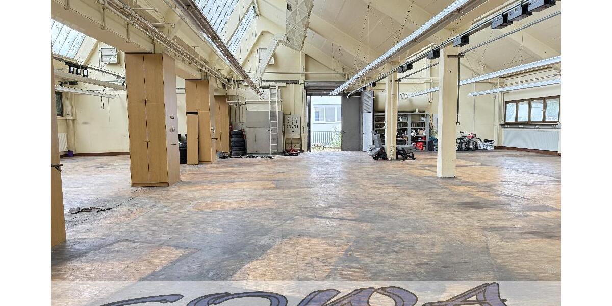 Großzügiges Gewerbeanwesen und Wohnhaus mit Innenpool und Sauna in einer guten Lage in Gaimersheim - Ein Objekt von Ihrem Immobilienpartner SOWA Immobilien und Finanzen - Sonstige Gaimersheim | Angebot:21557172