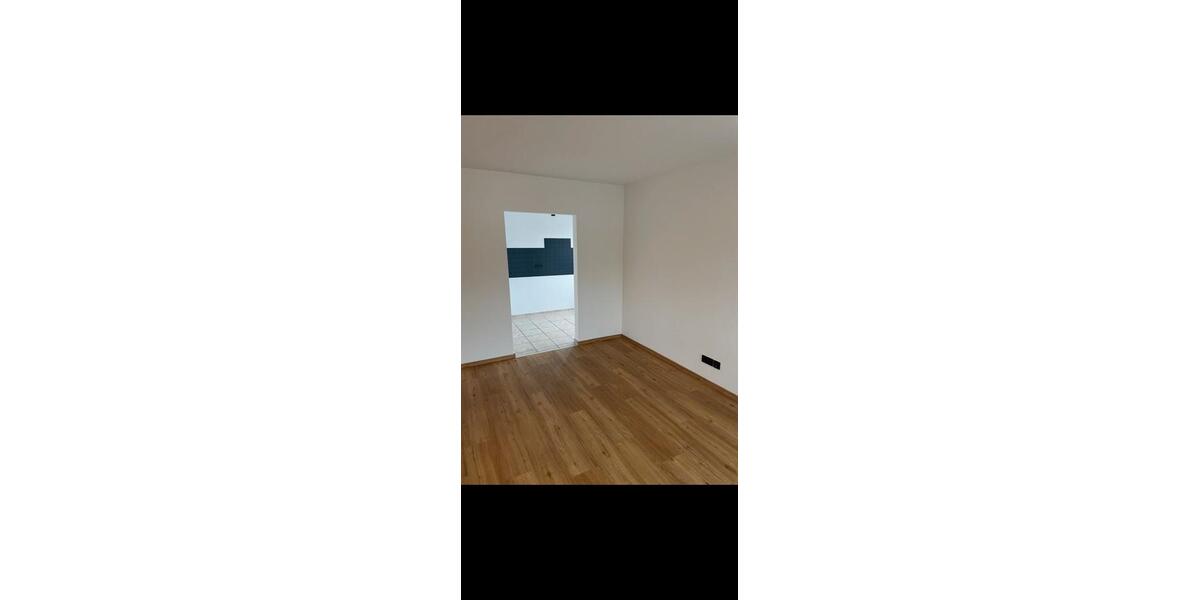 Etagenwohnung Ingolstadt Friedrichshofen-Hollerstauden - 1 Zimmer, 32 m&sup2;, 680&euro; | Angebot:27594350
