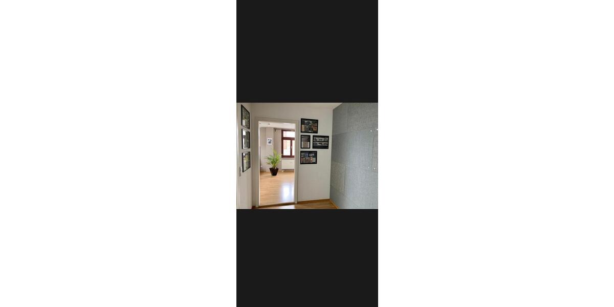 Dachgeschoßwohnung Ingolstadt - 4 Zimmer, 82 m&sup2;, 1.160&euro; | Angebot:26124376