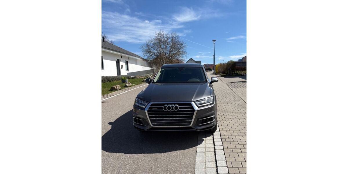 Audi Q7 82.900 km 34.900 &euro; Altmannstein 93336
