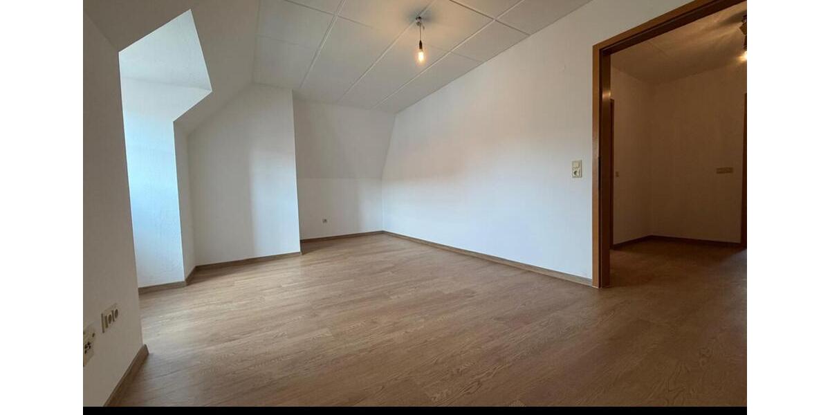Dachgeschoßwohnung Ingolstadt - 1 Zimmer, 38 m&sup2;, 530&euro; | Angebot:25900775