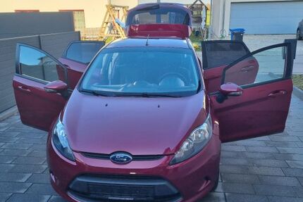 Ford Fiesta 94.141 km 4.499 &euro; Neustadt an der Donau 93333