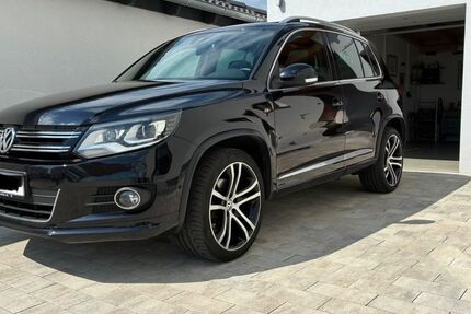 VW Tiguan 174.800 km 16.400 &euro; Großmehring 85098