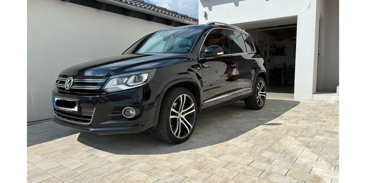 VW Tiguan 174.800 km 16.400 &euro; Großmehring 85098