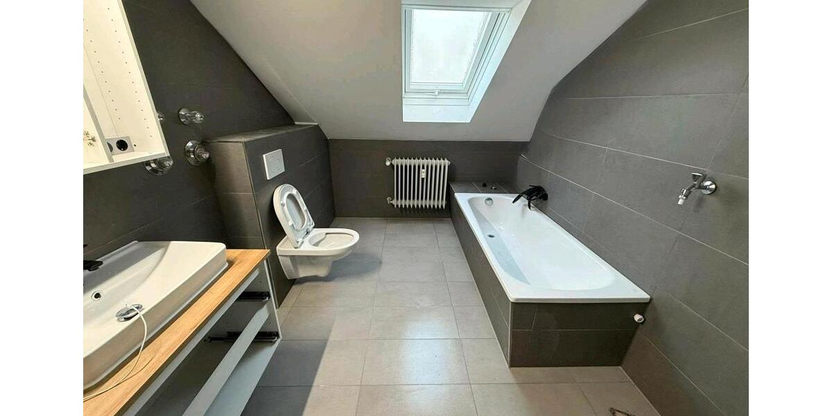 Dachgeschoßwohnung Pfaffenhofen an der Ilm - 3 Zimmer, 63 m&sup2;, 255.000&euro; | Angebot:25217214