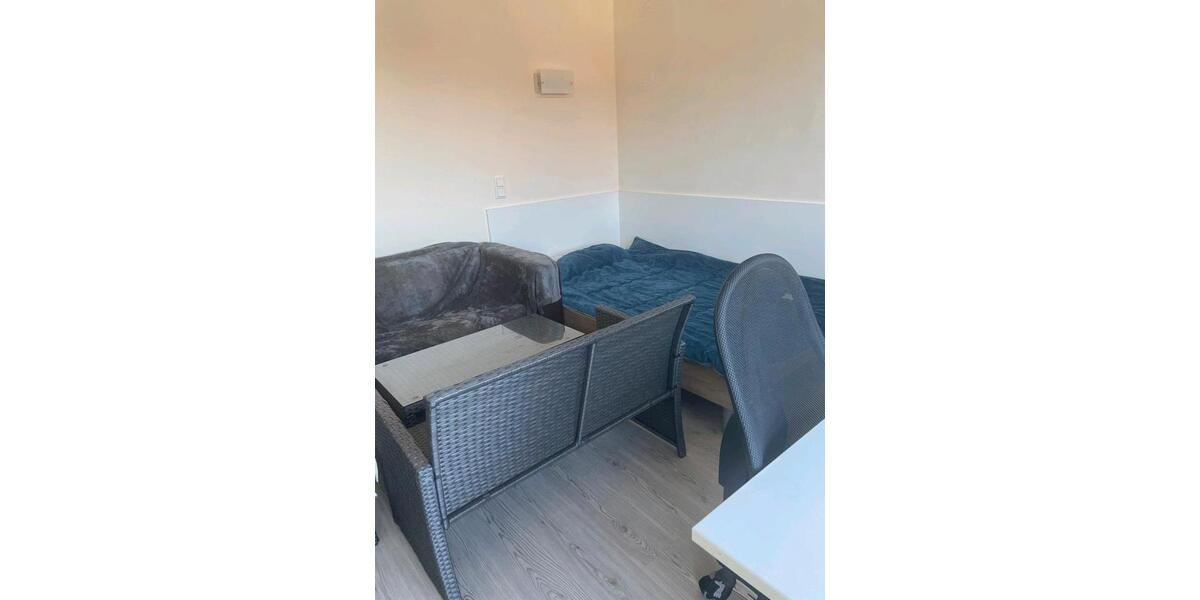 Etagenwohnung Ingolstadt Friedrichshofen-Hollerstauden - 1 Zimmer, 27 m&sup2;, 750&euro; | Angebot:25271548